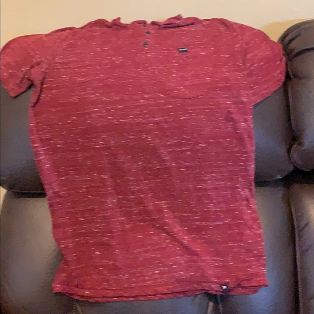 Hurley size Medium maroon shirt with pocket